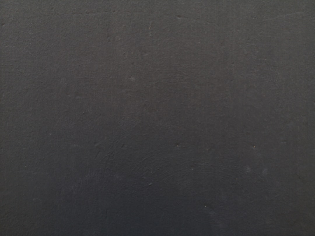 Ekoloģiskie bruģēšanas risinājumi: ūdens caurlaidīgais bruģis